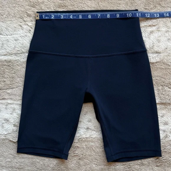 Lululemon Align Short 8" in True Navy Size 4 - Picture 11 of 13